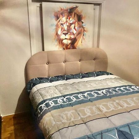 Economy Shared Apartment C In Central 아테네 외부 사진